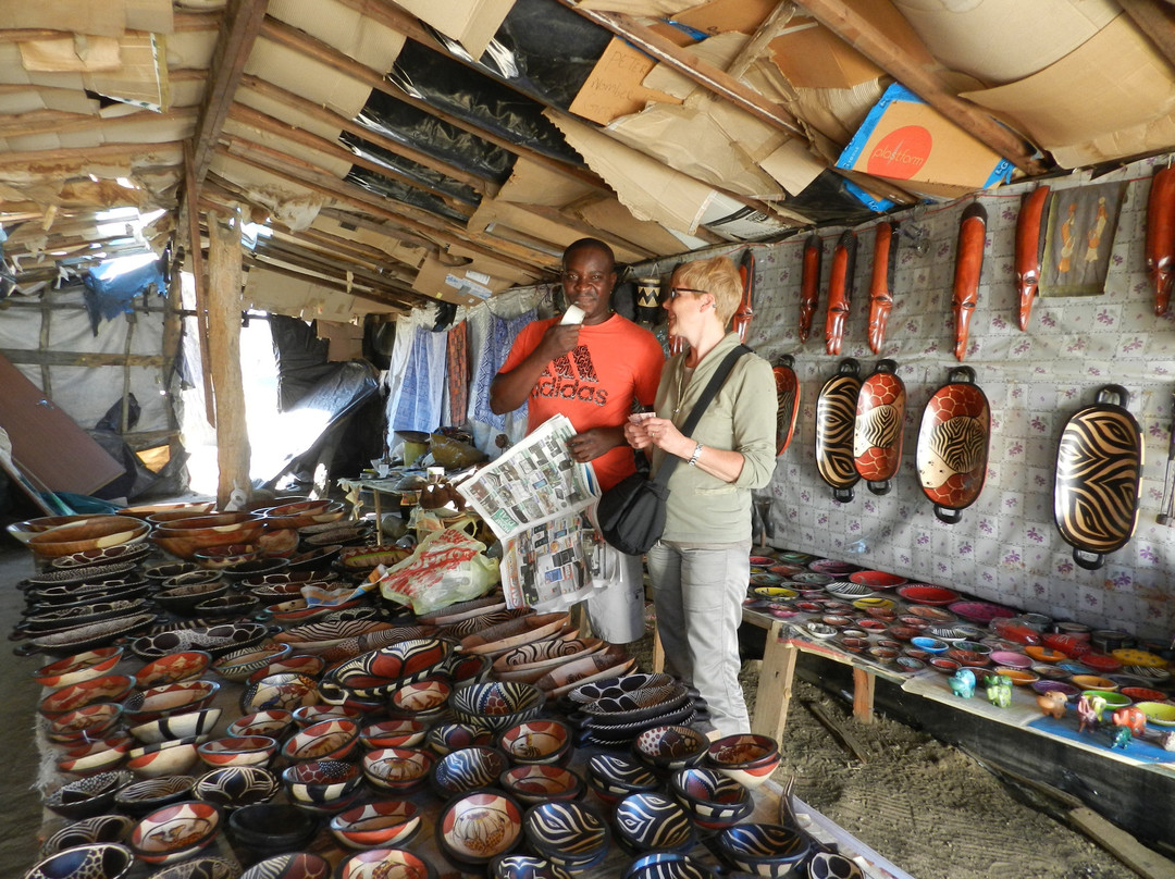 Okahandja Mbangura Woodcarvers Craft Market-Okahandja必去景点