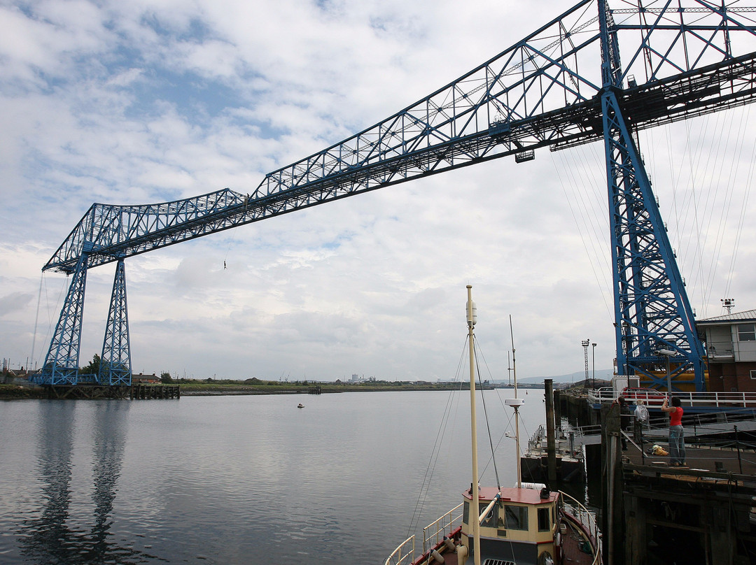 Transporter Bridge Bungee Jump - UK Bungee Club景点图片