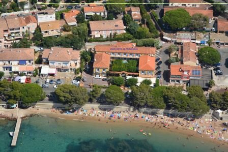 Logis Hôtel le Provençal Rest. les Mûriers主图