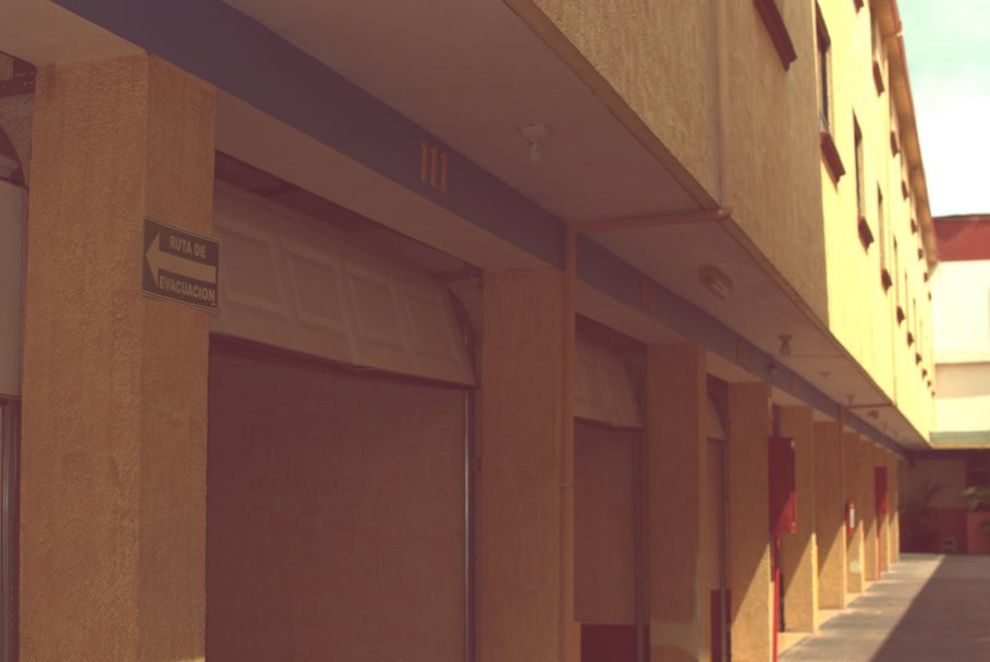 Star Free Auto Hotel主图