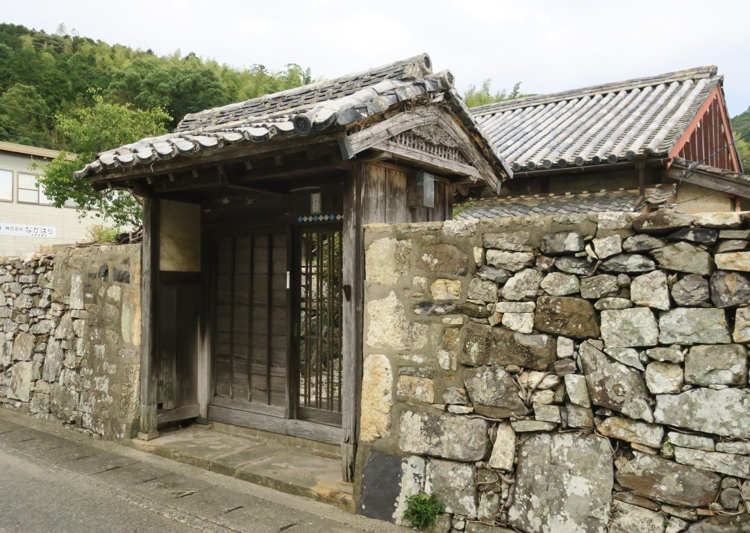 Remains of Old Samurai Residences-对马市必去景点