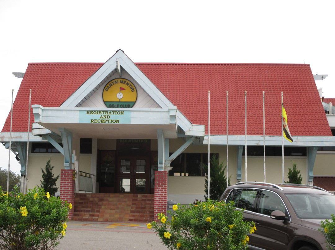 Pantai Mentiri Golf Club-斯里巴加湾必去景点