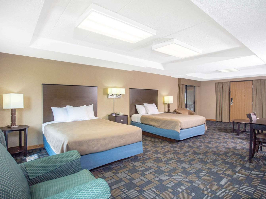 AmericInn by Wyndham Hayward主图