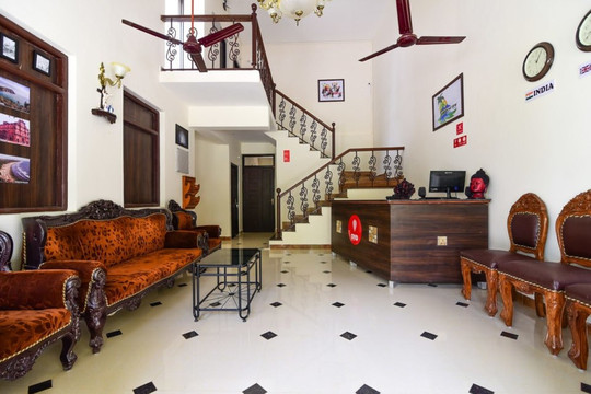 草原度假村主图