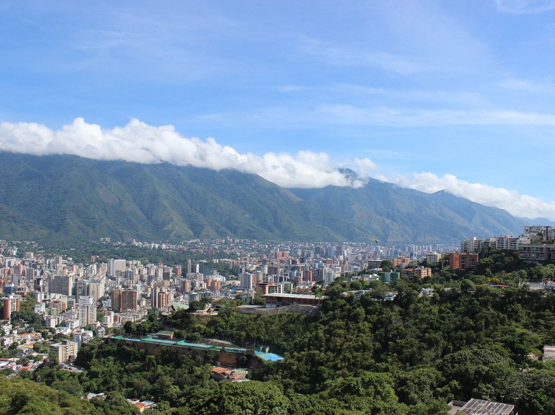 Carayaca旅游景点-Iglesia Nuestra Senora del Rosario de Antimano