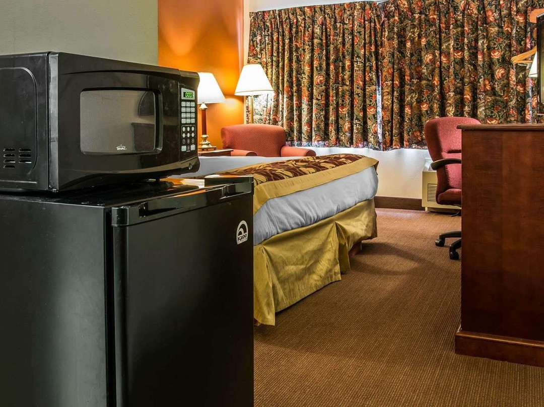 Rodeway Inn Muskegon主图