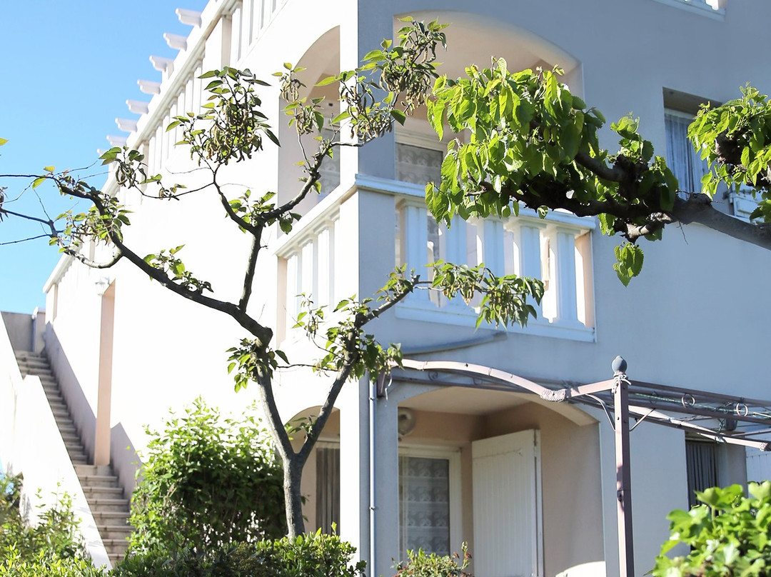 Residence les Muriers主图
