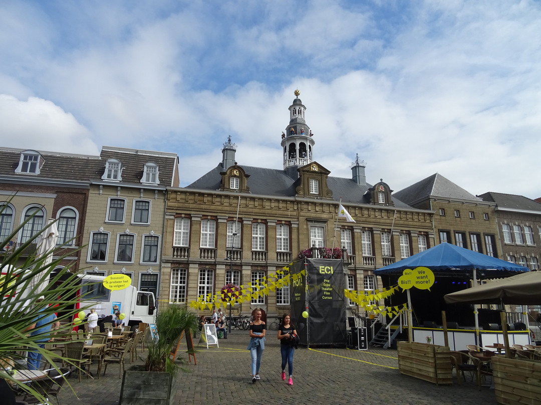 Stadhuis Roermond景点图片