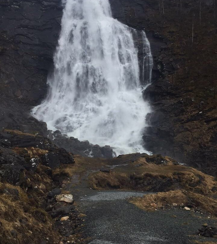 Fossen Bratte-Eikedalen必去景点