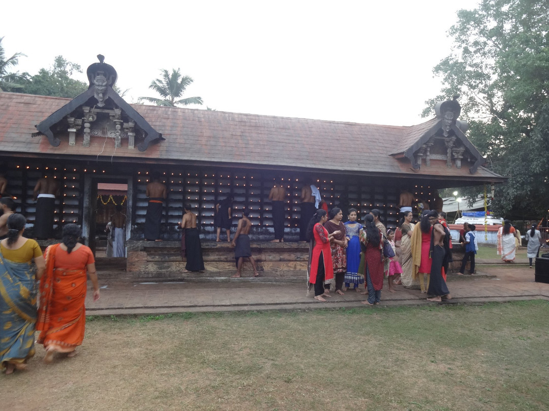 Lokamalayar Kavil Ambalam @ Lokanarkavu temple景点图片