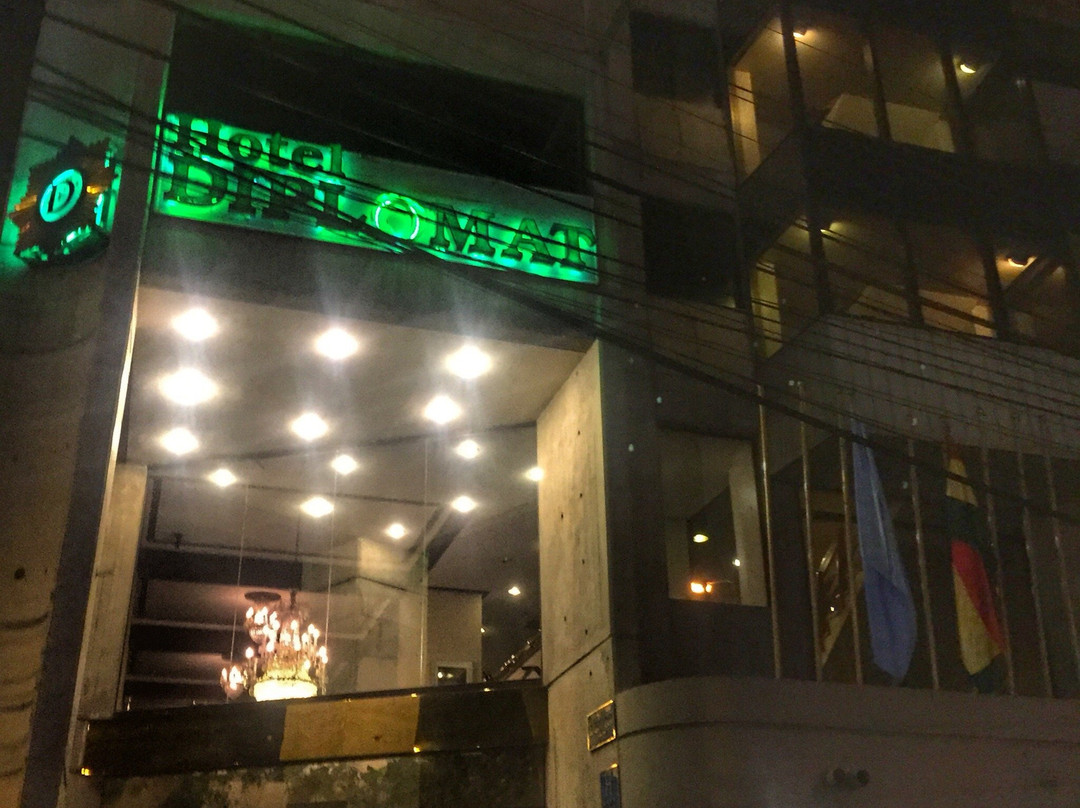 外交官酒店主图