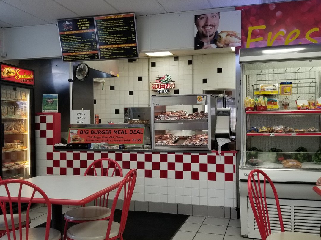 Cedar Crest餐馆和美食-Grill At Cedar Crest Shell