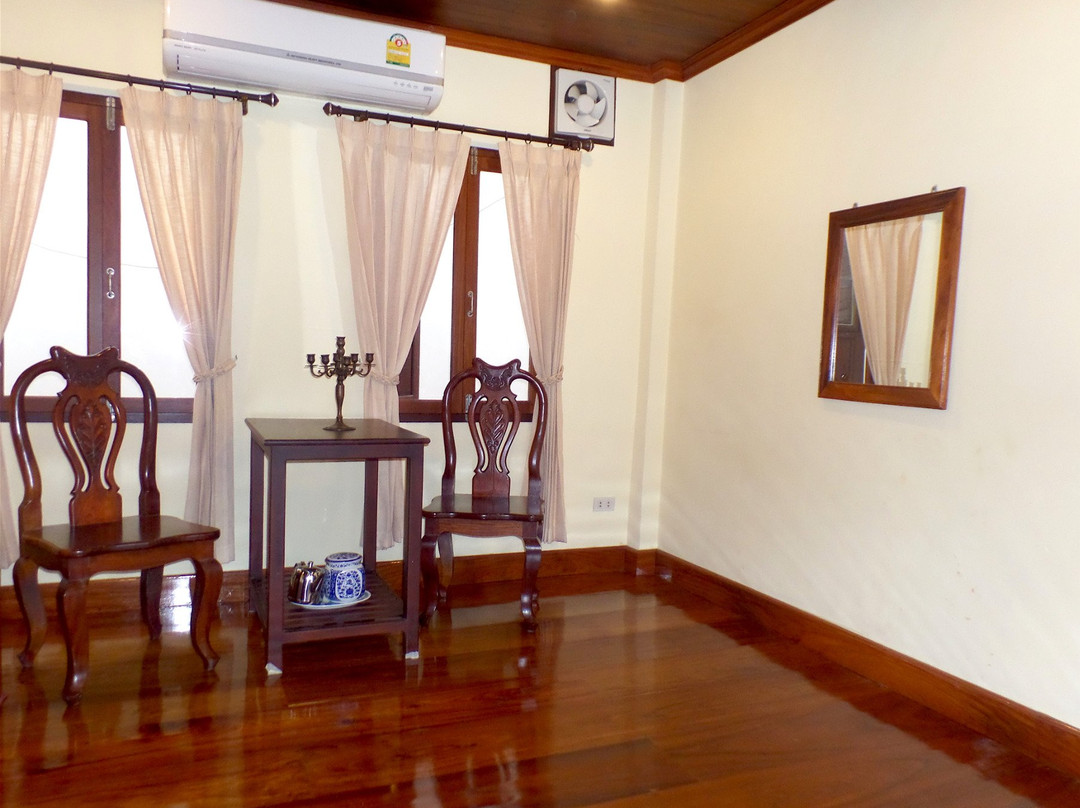 Peninsula Villas主图