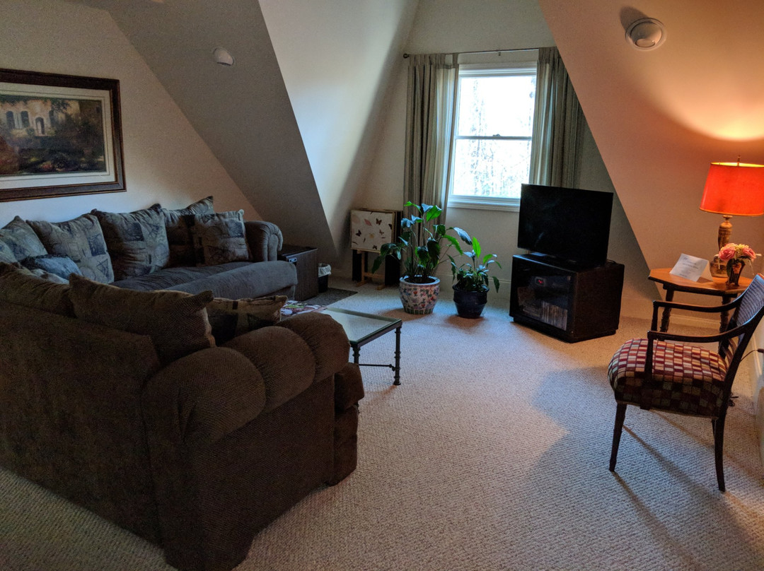 Adawehi Bed & Breakfast主图