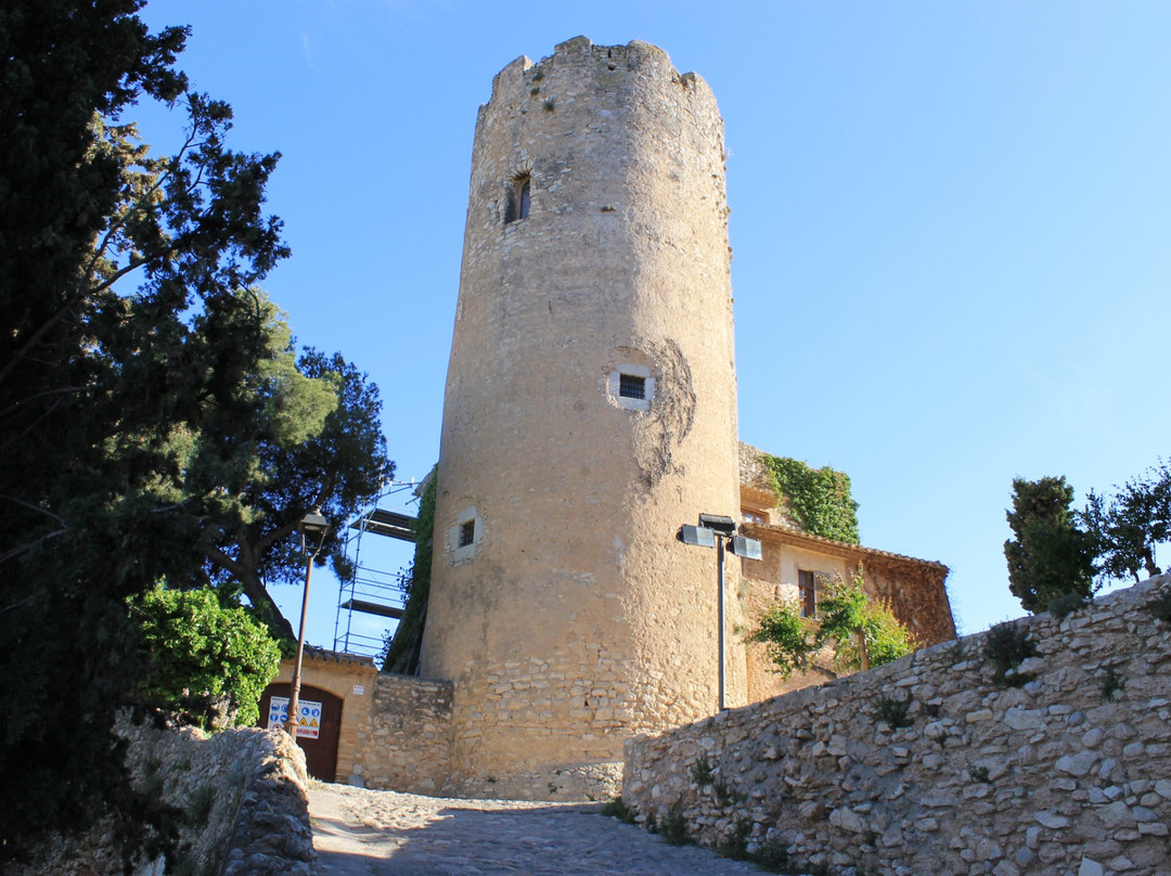Castell de Ribes-Sant Pere de Ribes必去景点