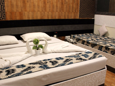 Shajapur酒店住宿-Hotel Shrimmaya Ujjain