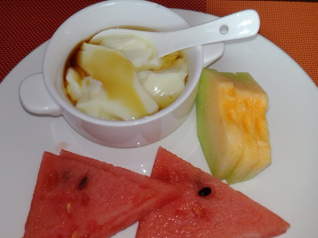 吉林大街希尔顿欢朋酒店主图