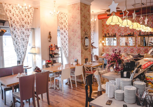 Erzovka餐馆和美食-Capuccino