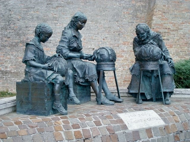 Offida旅游景点-Il Merletto di Offida