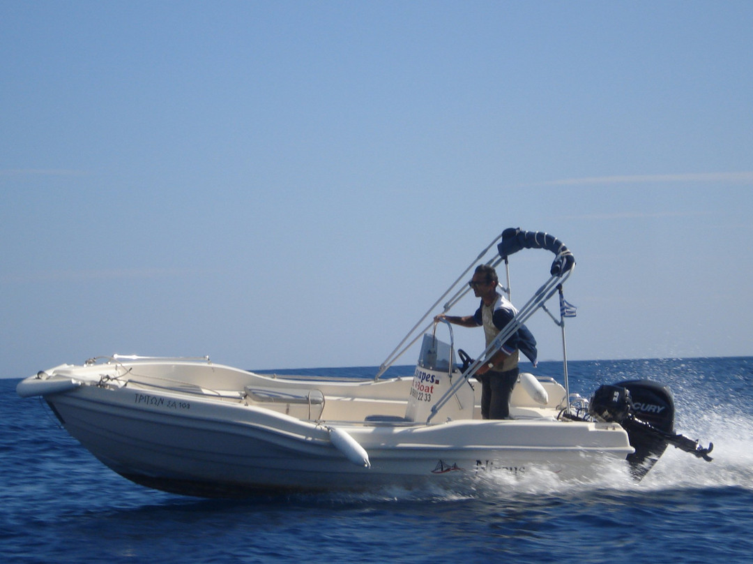 Rent a boat Sea Escapes景点图片