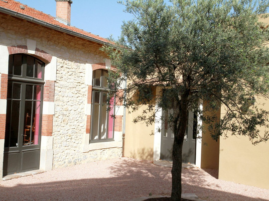 Logis Hôtel le Clos des Oliviers主图