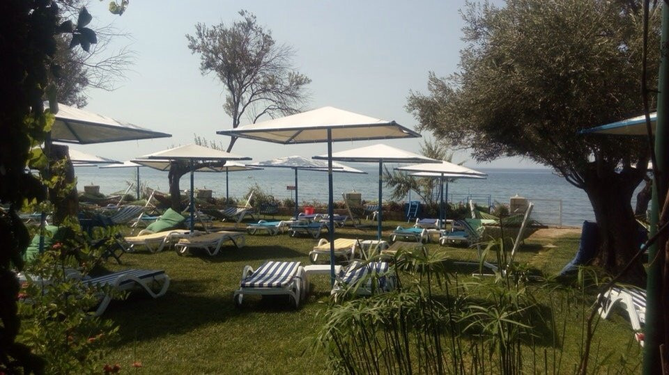 Cicekli Bahce Beach Garden-Kucukkuyu必去景点