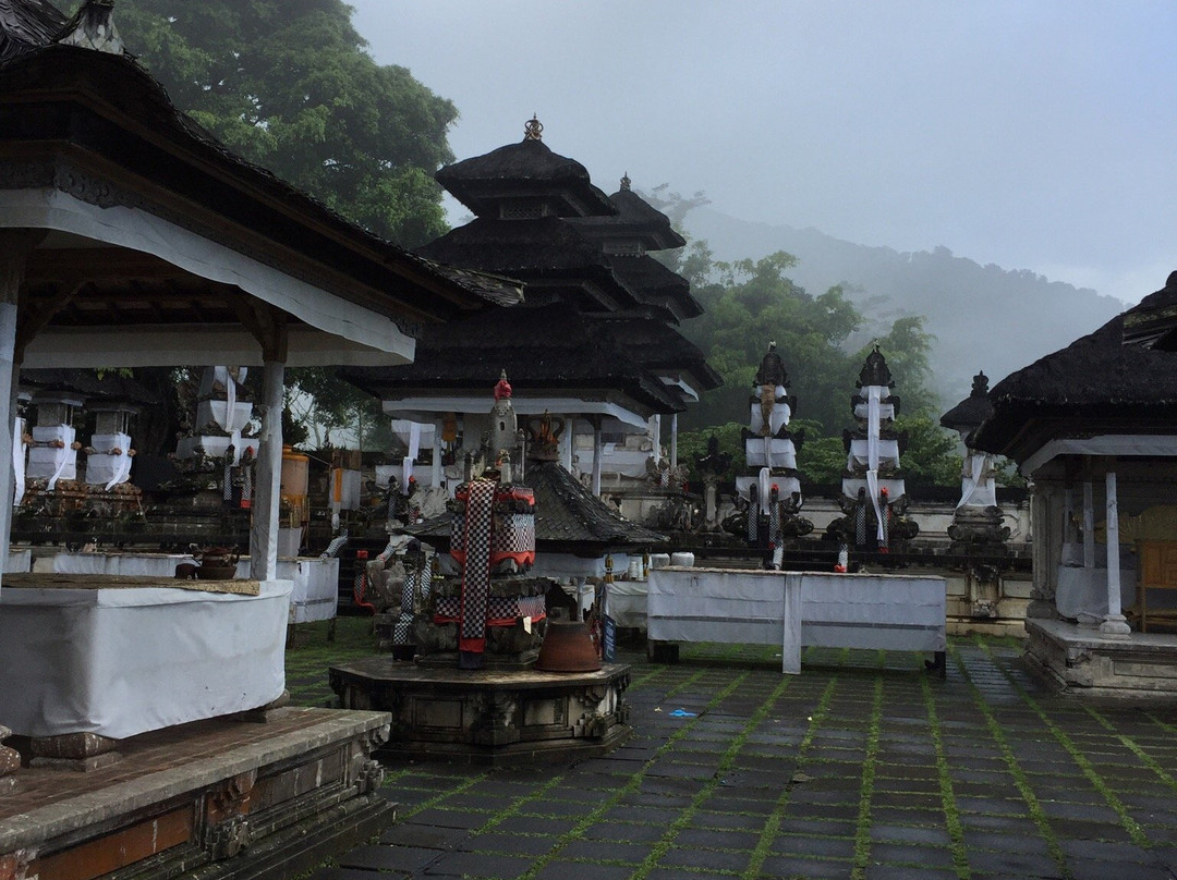 Pura Penataran Agung Rinjani-Senaru必去景点