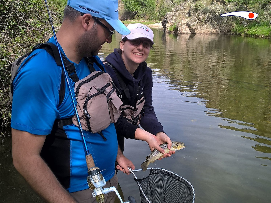 Madrid Fishing-拉斯罗萨斯必去景点