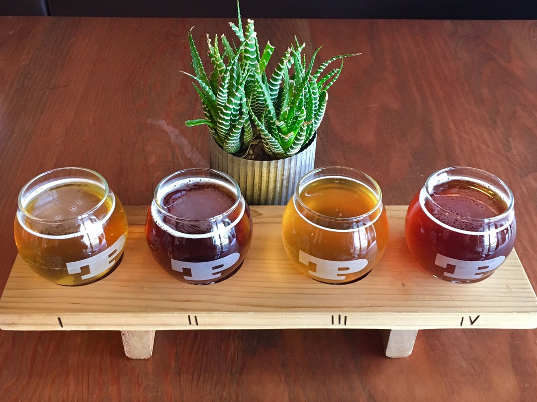 Trading Post Brewery & Tasting Room-兰里市必去景点