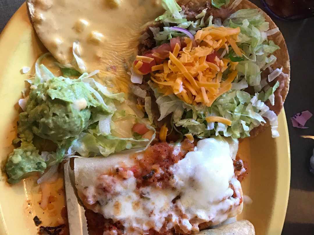 利格城餐馆和美食-Esteban's Cafe y Cantina