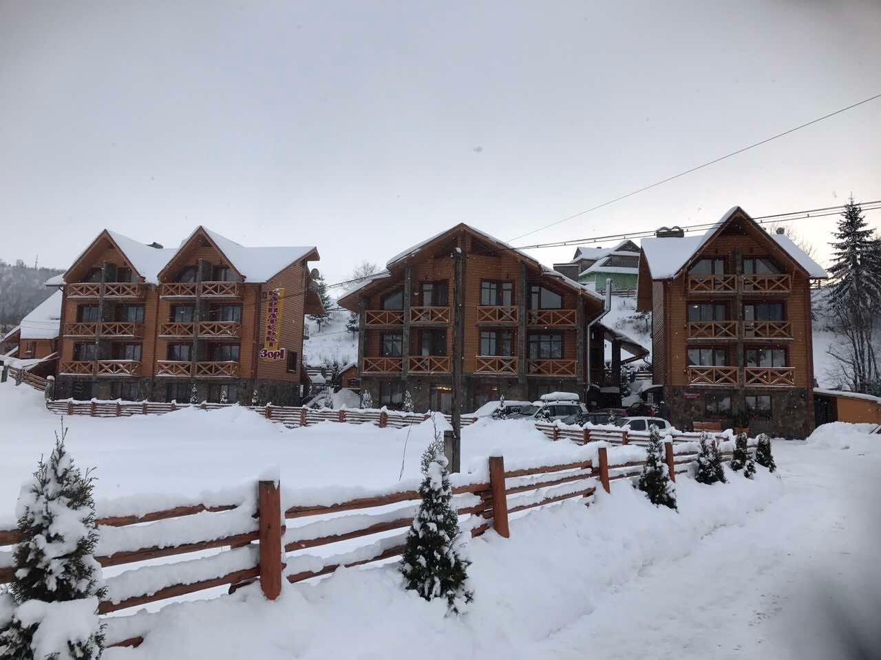 Karpatski Zori Hotel-官方