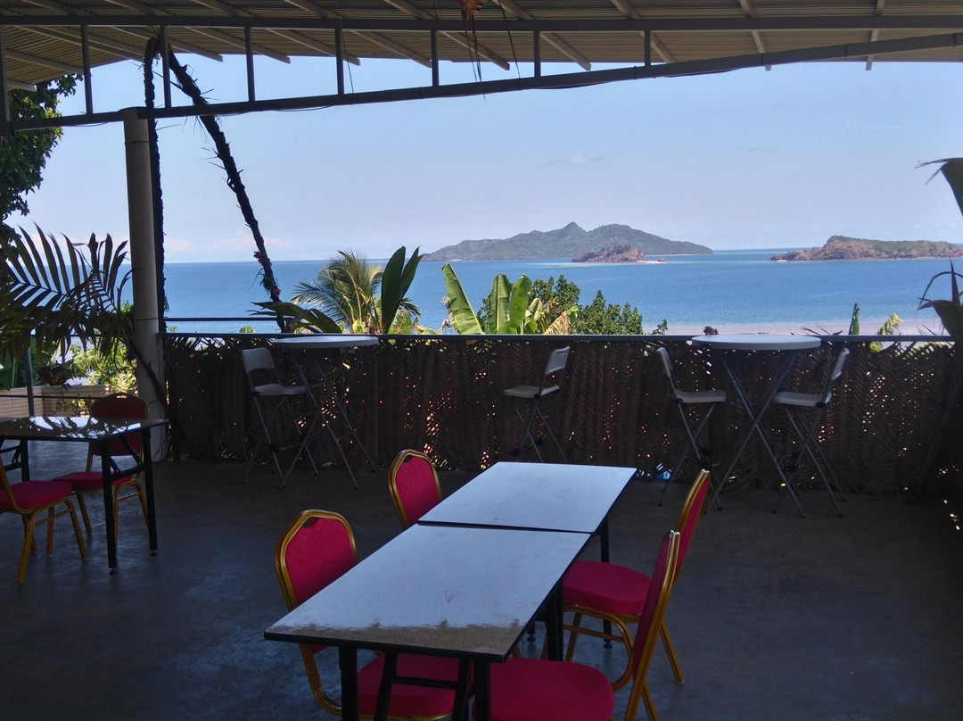 Tsingoni餐馆和美食-Saveurs Des Iles Retrouver nous aussi au CHOIZIL