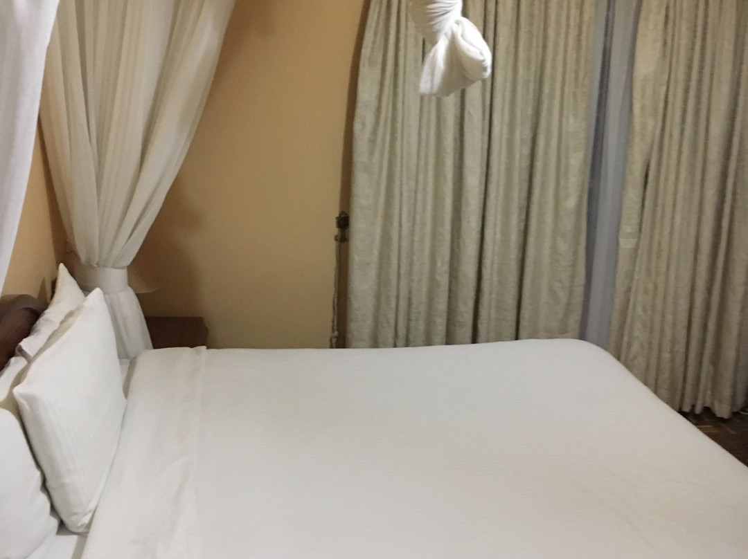 Pine Tree Gardens - Eldoret主图