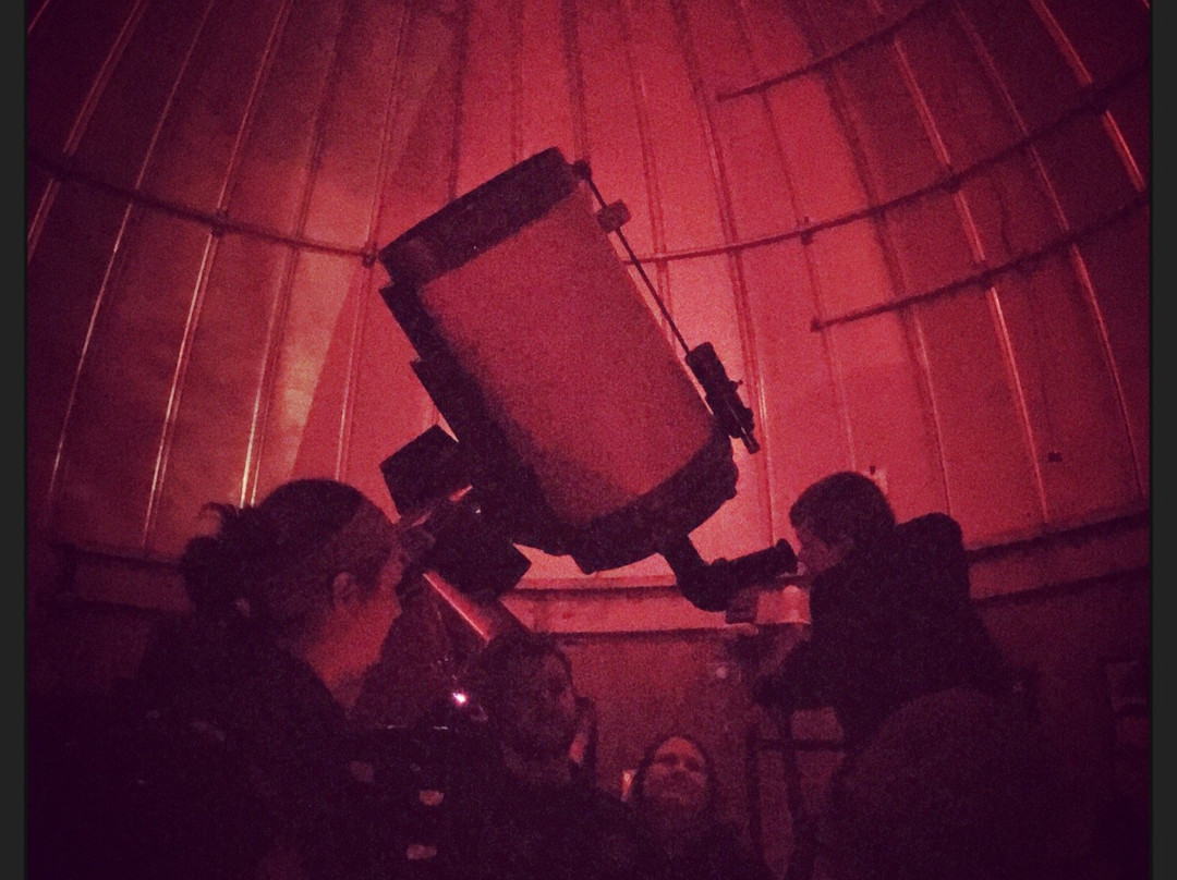 UNH Observatory景点图片