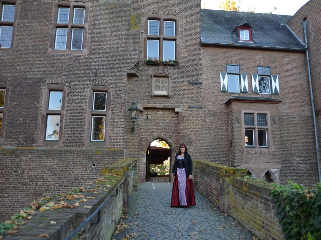 Golf Burg Konradsheim-Erftstadt必去景点