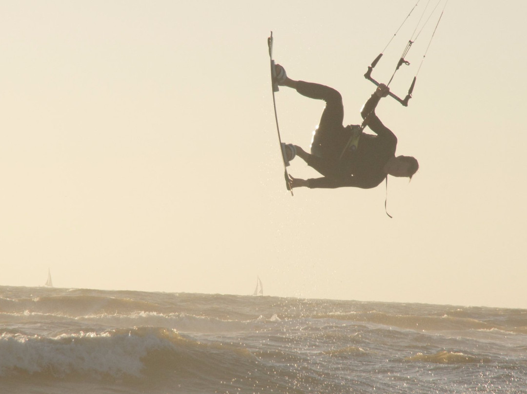 Tony's Kitesurfcenter景点图片