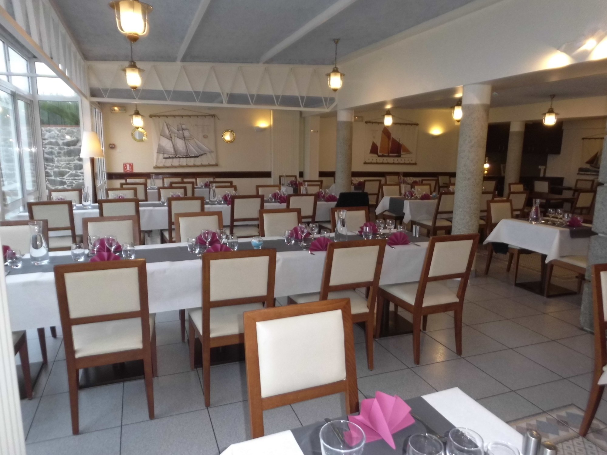 瓦孔希俱乐部比尼奇酒店-餐饮