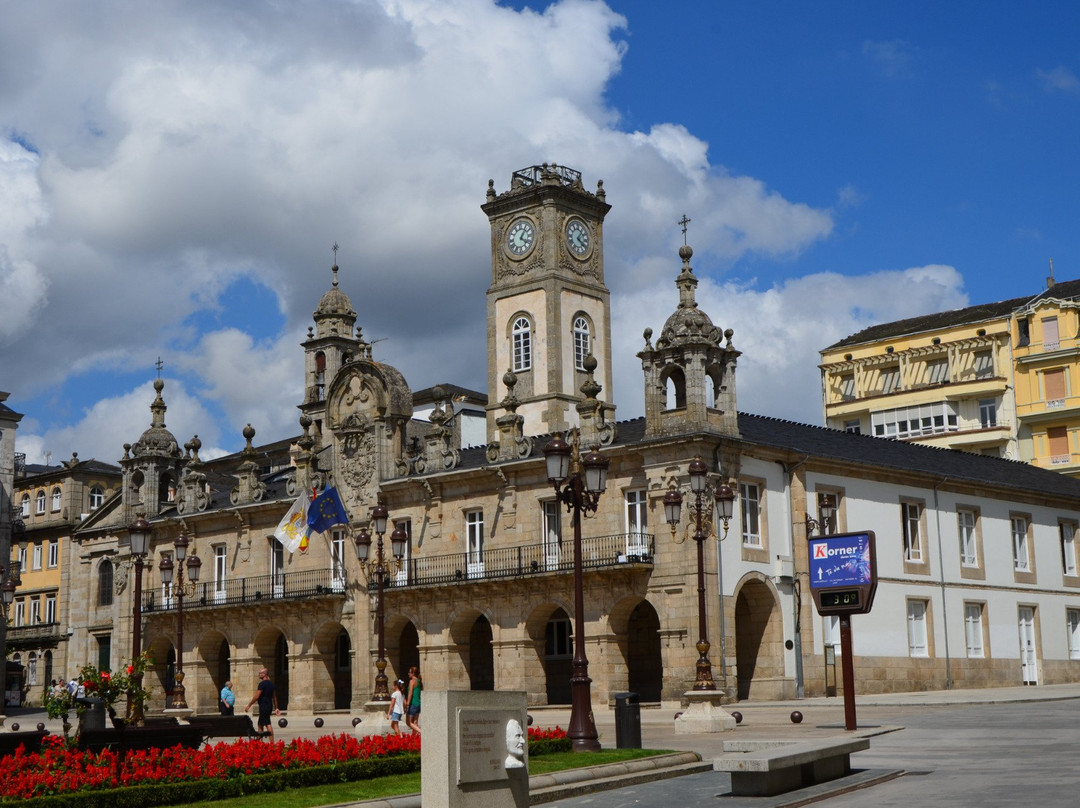 卢戈省旅游景点-Plaza Mayor