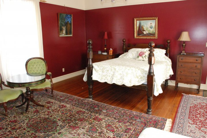 Maysville Manor Bed & Breakfast主图