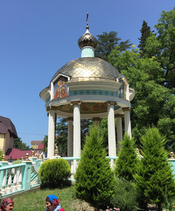 Svyato-Troitsky Temple景点门票图片