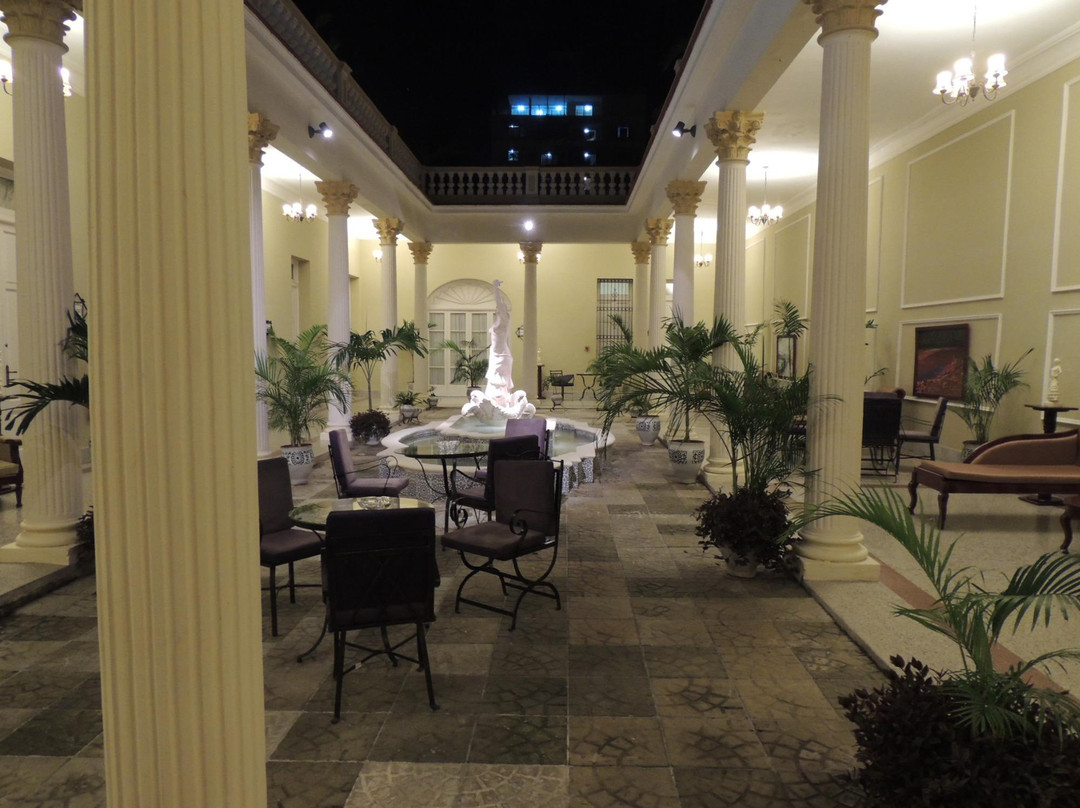 Hotel E El Marques主图