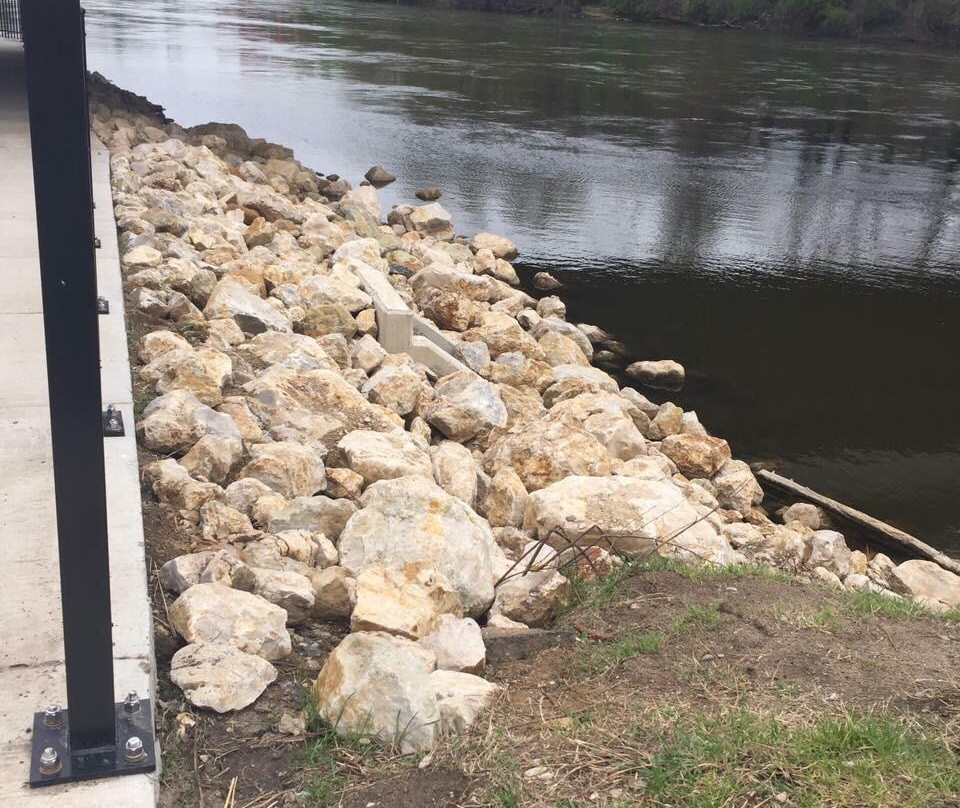 Saint Joseph River Park景点图片