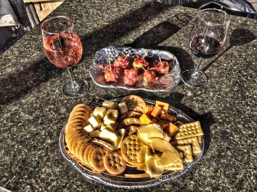 Clauren Ridge Vineyard and Winery景点图片