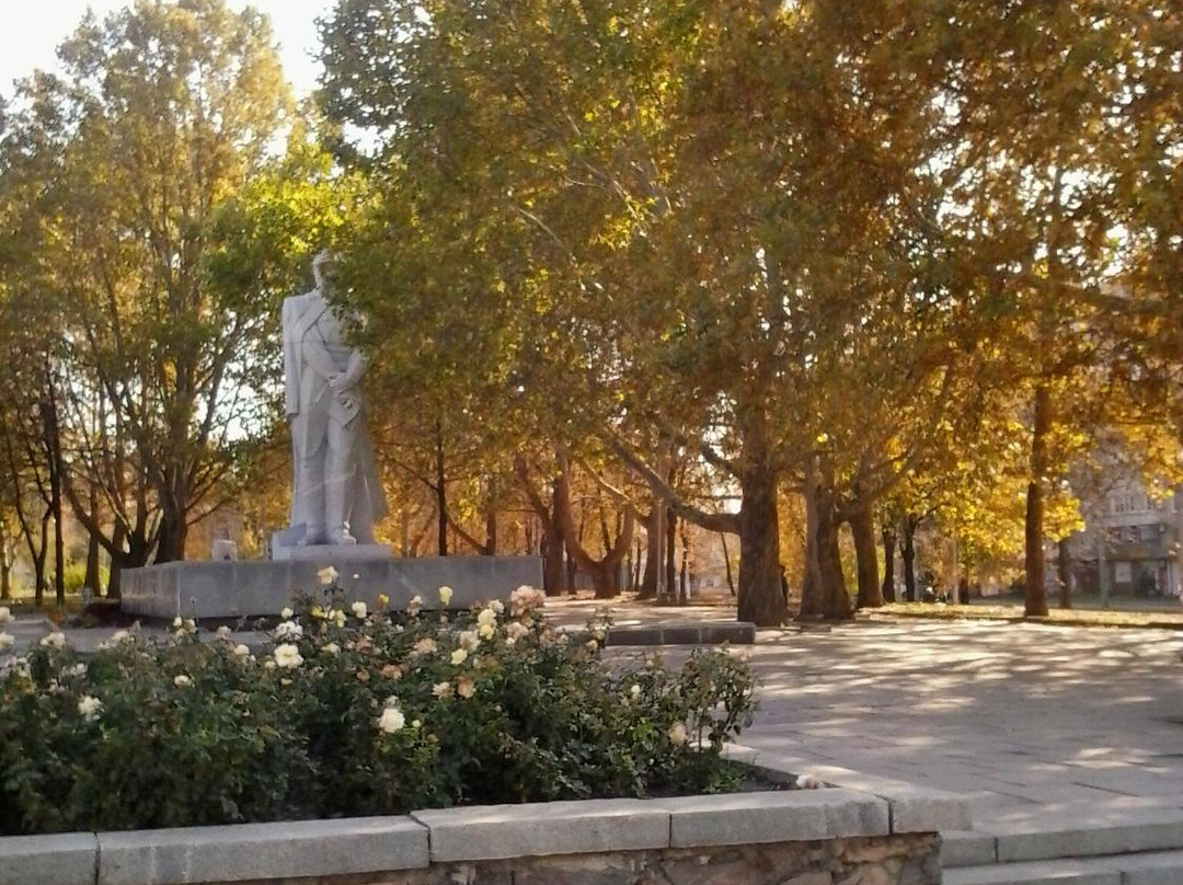 Square Pogranichnikov-Zaporizhzhya必去景点