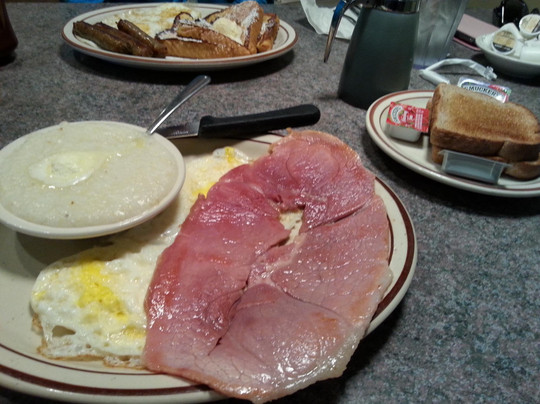 Fentress餐馆和美食-Angie's Family Restaurant