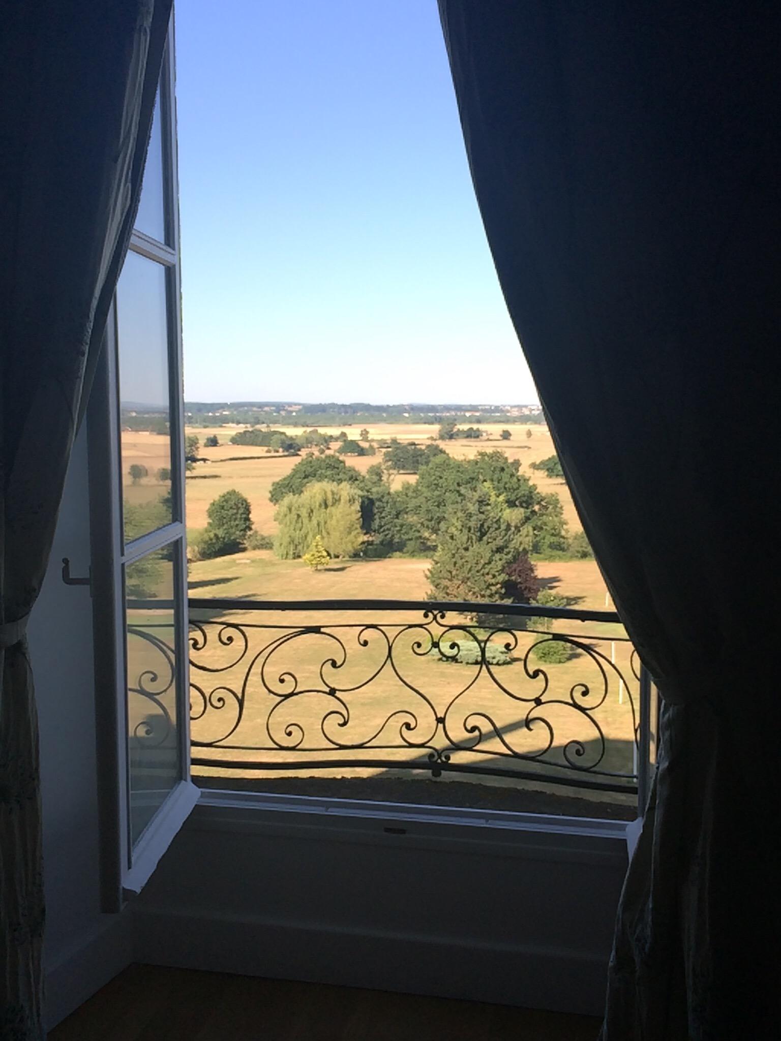 Chateau de Briailles-官方