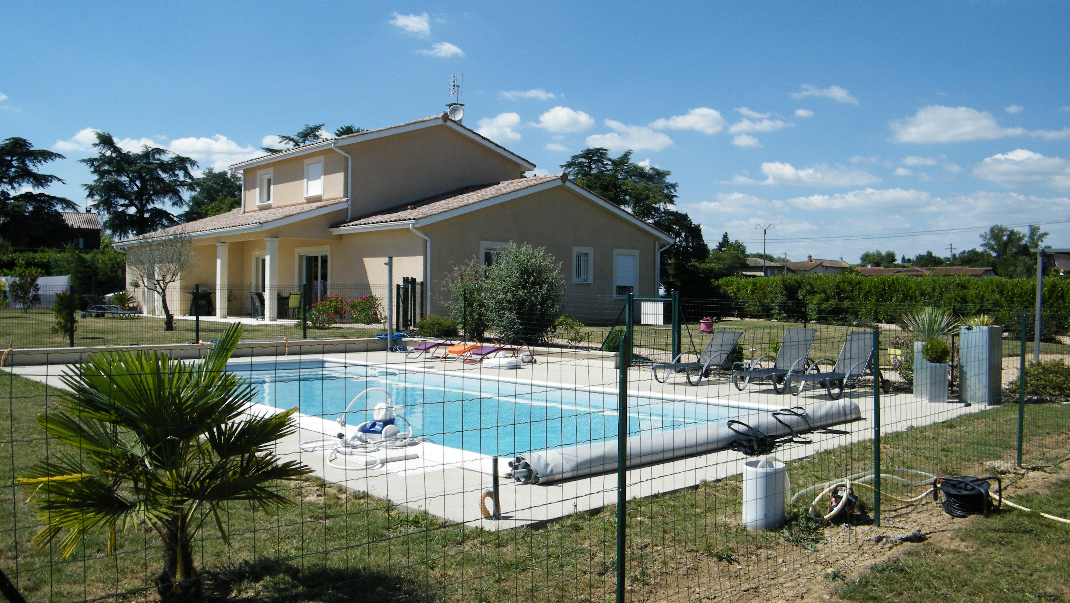 Domaine De Tante Alice-泳池