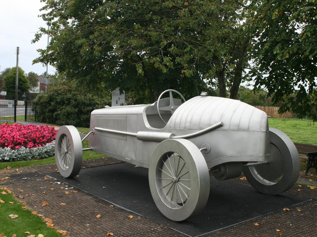 Skelton's Racecar景点图片