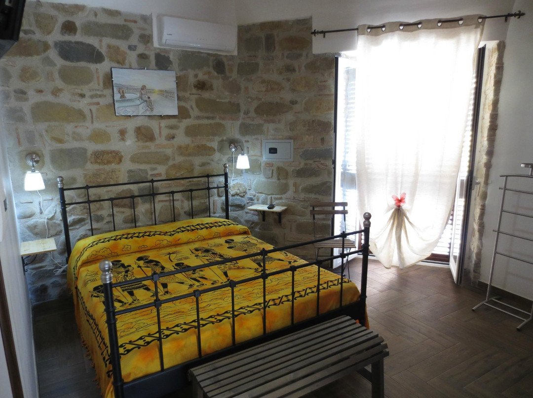 Santo Stefano di Camastra旅游攻略图片