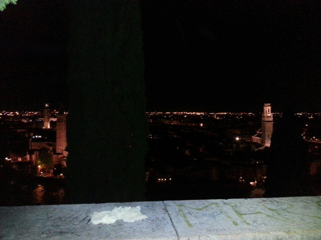 Piazzale Castel San Pietro-维罗纳必去景点